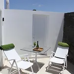 Nicole Διαμέρισμα *
